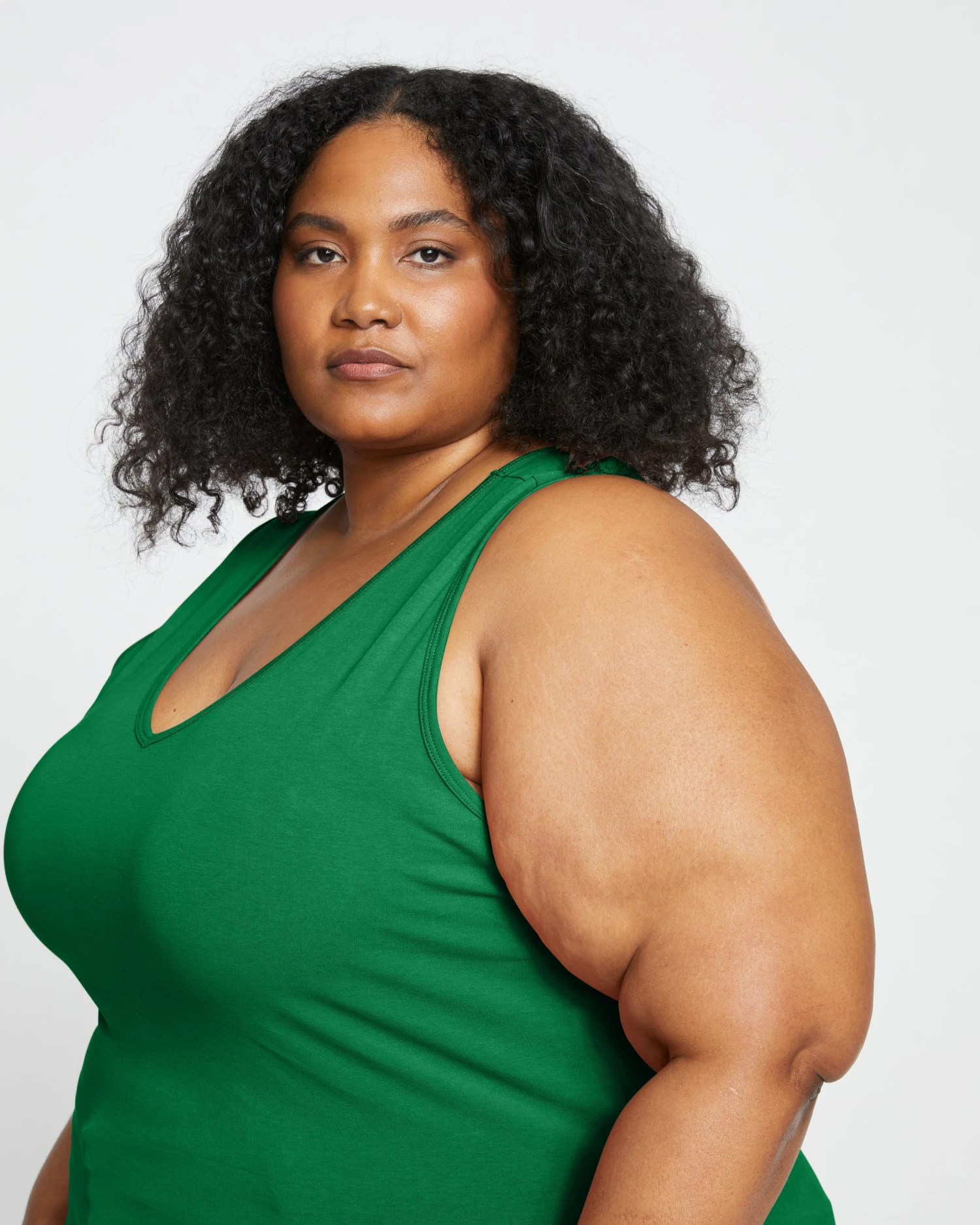 Double V Tank - Jardin - Image 2