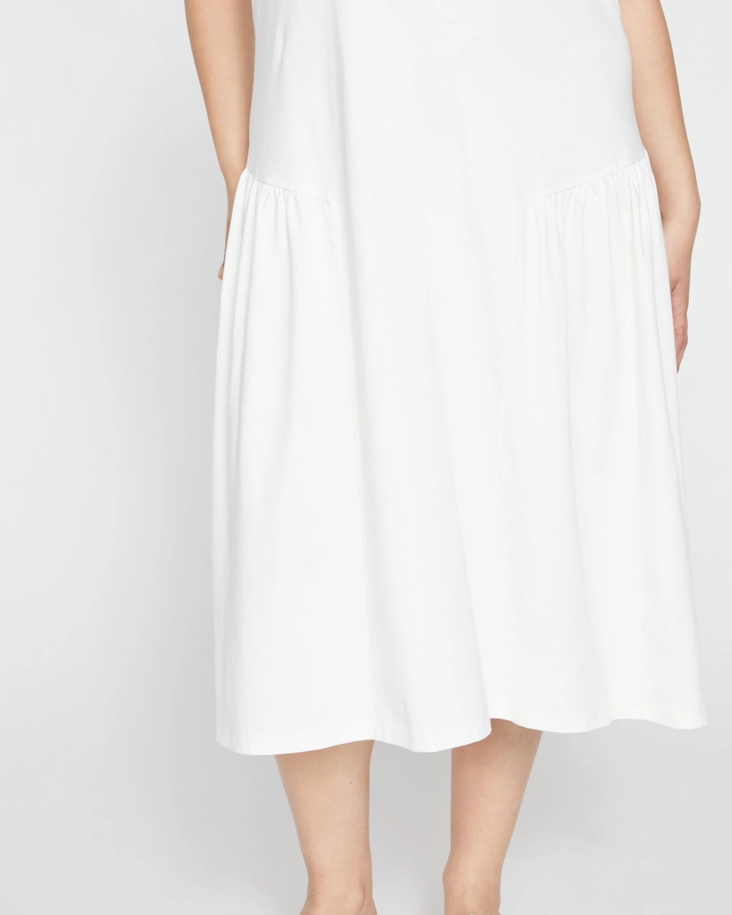 Sunday Garden T-Shirt Dress - White - Image 2
