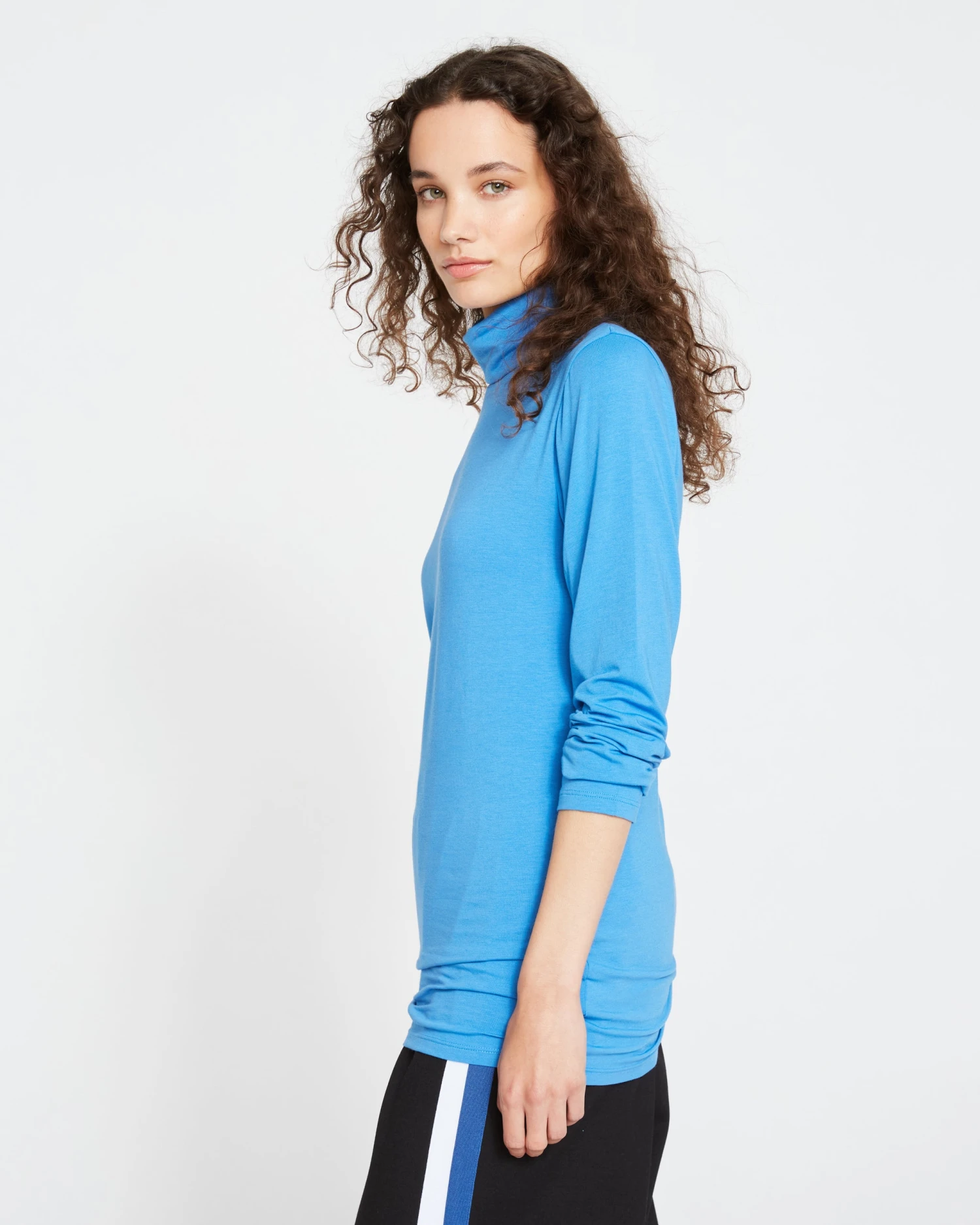 Close Fit Turtleneck - Cobalt - Image 3