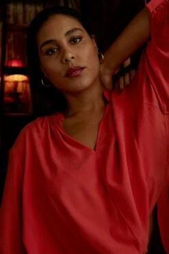 Sol Cupro Blouse - Lipstick