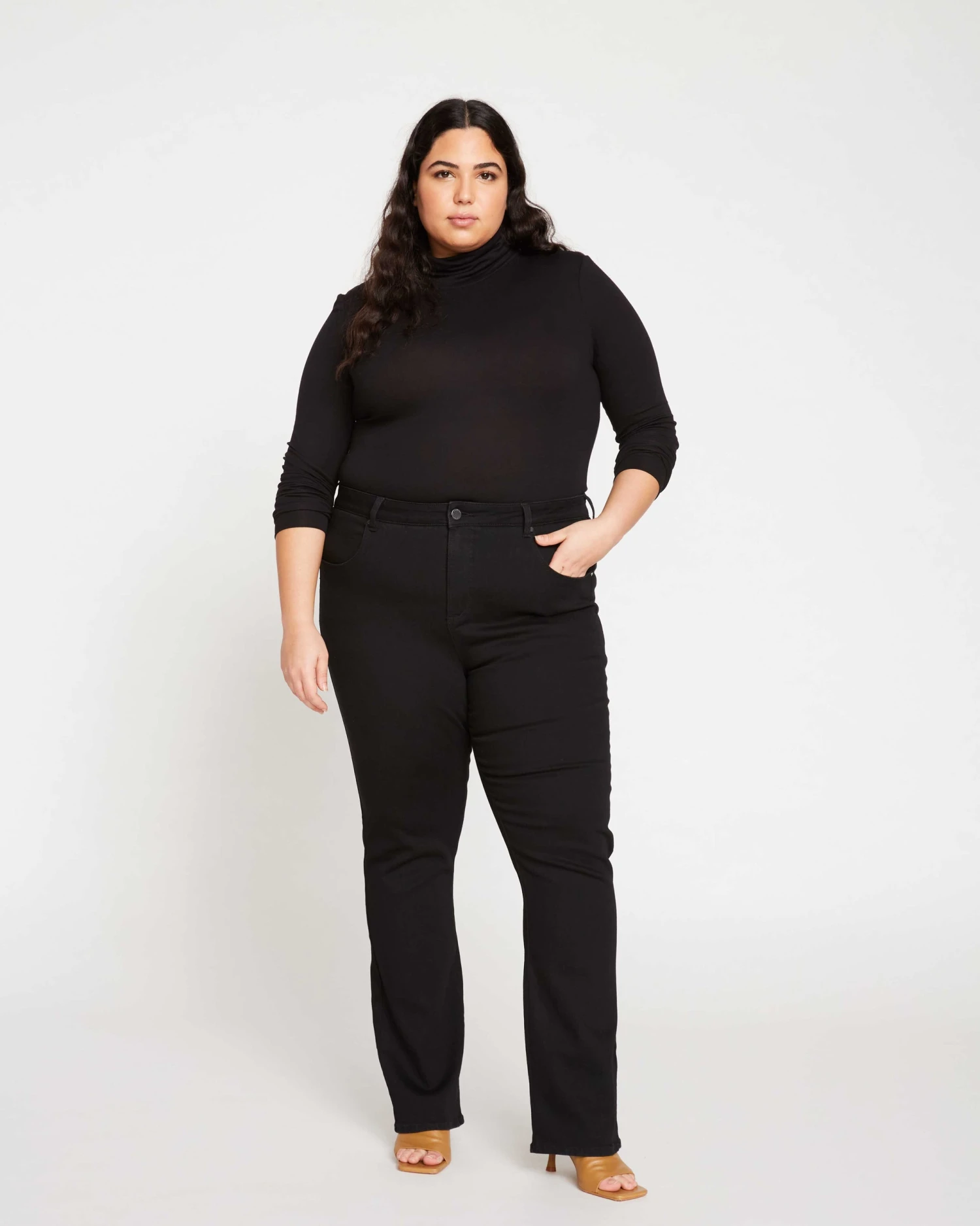 Marne Bootcut Jeans 32 Inch - Black