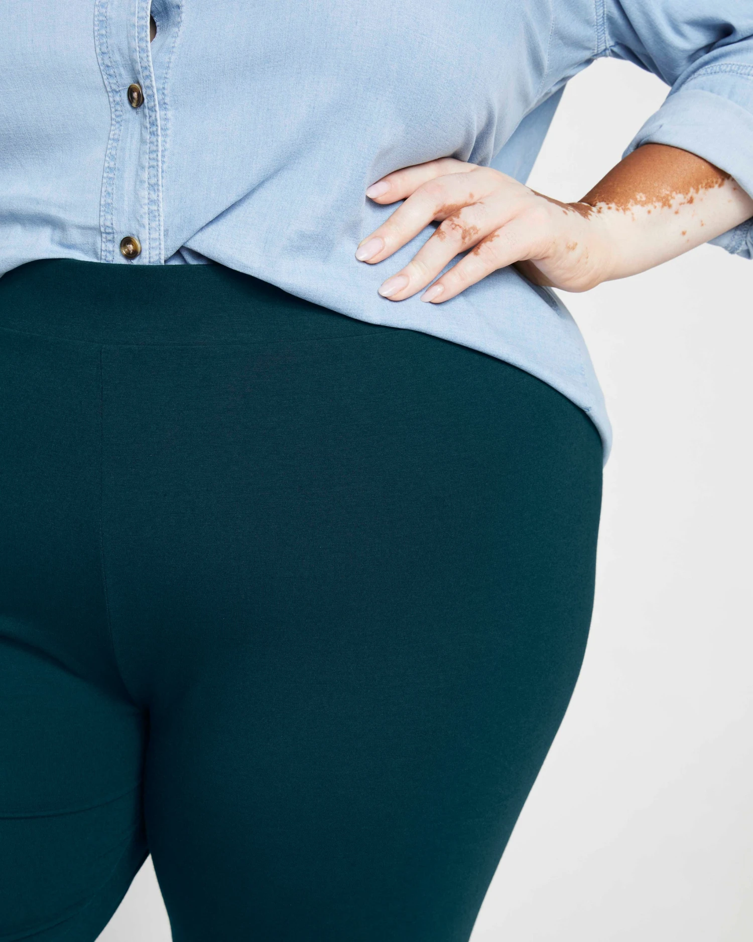 Roya Leggings 27 Inch - Deep Sea - Image 2