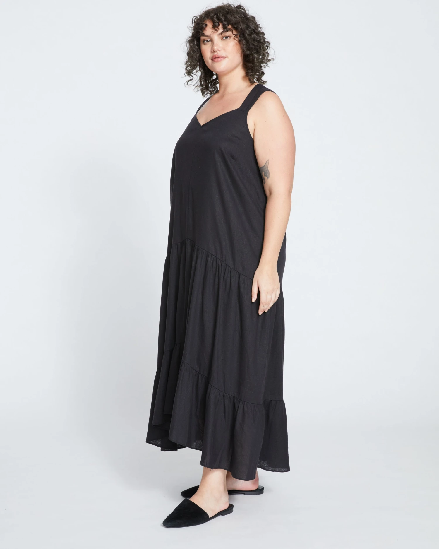 Begonia Tiered Linen Dress - Black - Image 3